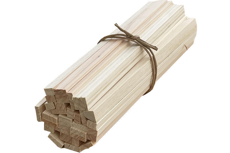 小塊木柴，用於點火